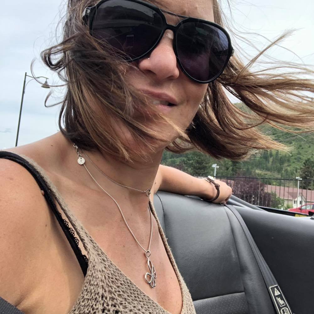 Meet your Posher, Ilona